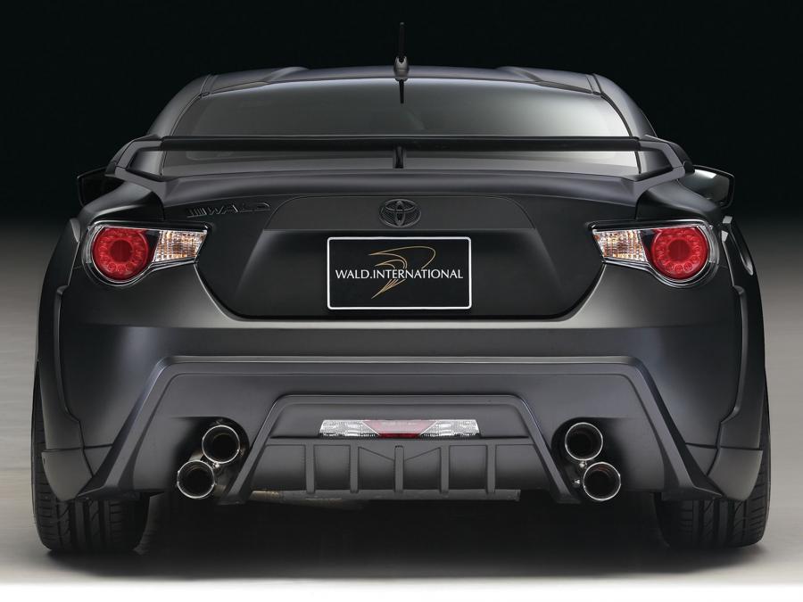  Toyota GT 86 Sports Line by WALD 2013 года  (фото 3 из 9)
